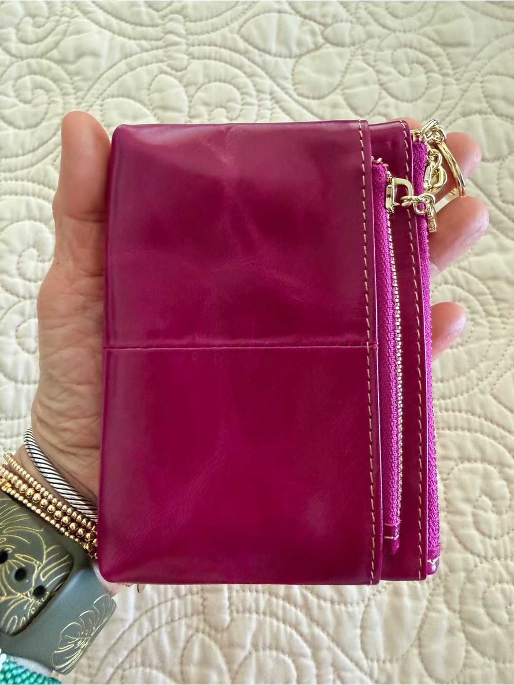 Women's Leather Compact Zip Wallet - Magenta